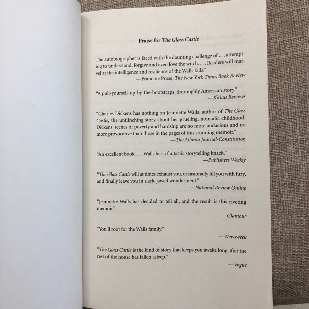 The Glass Castle by Jeannette Walls - Picture 3 of 6